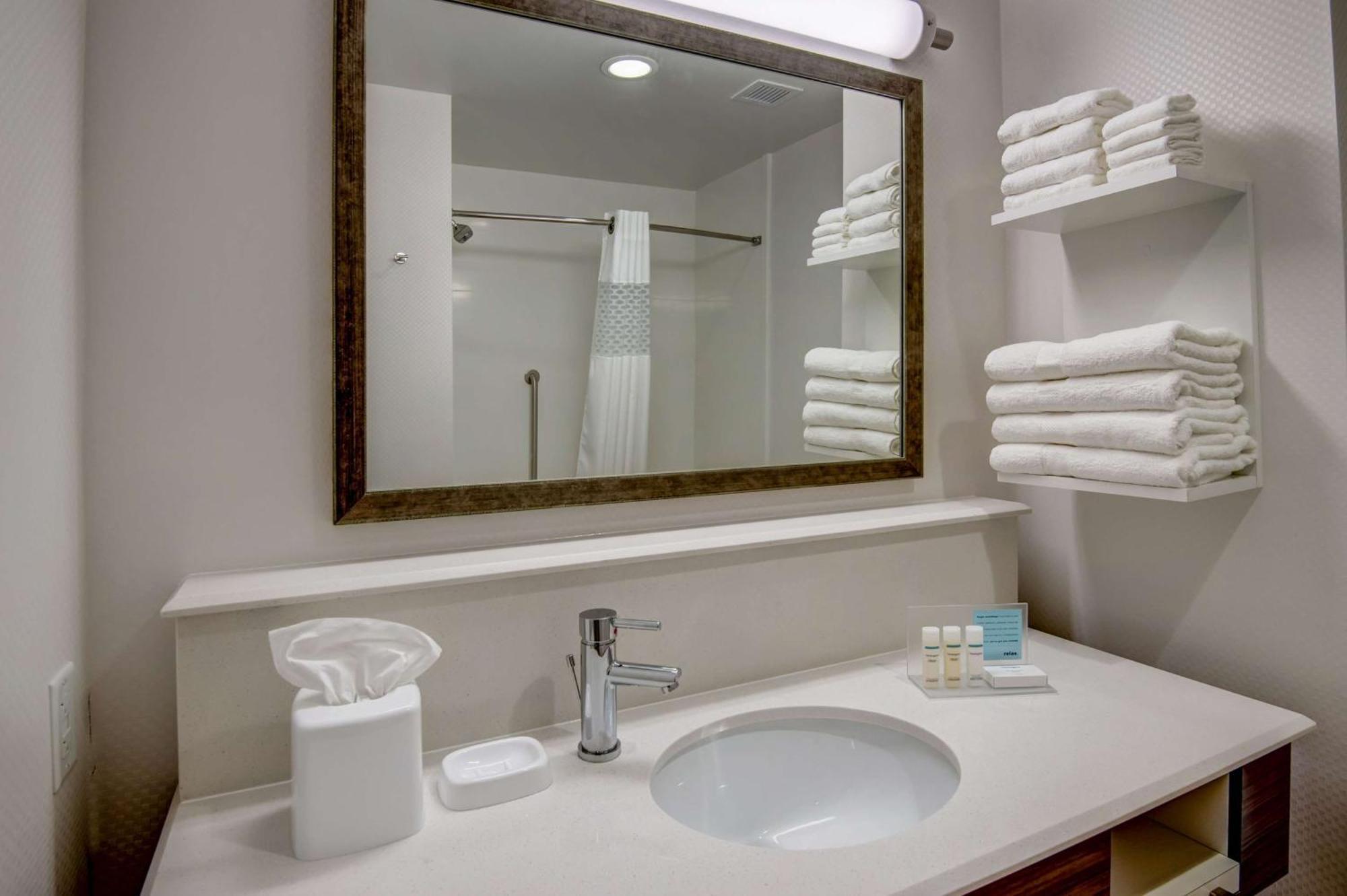 Hampton Inn Plant City Exterior photo
