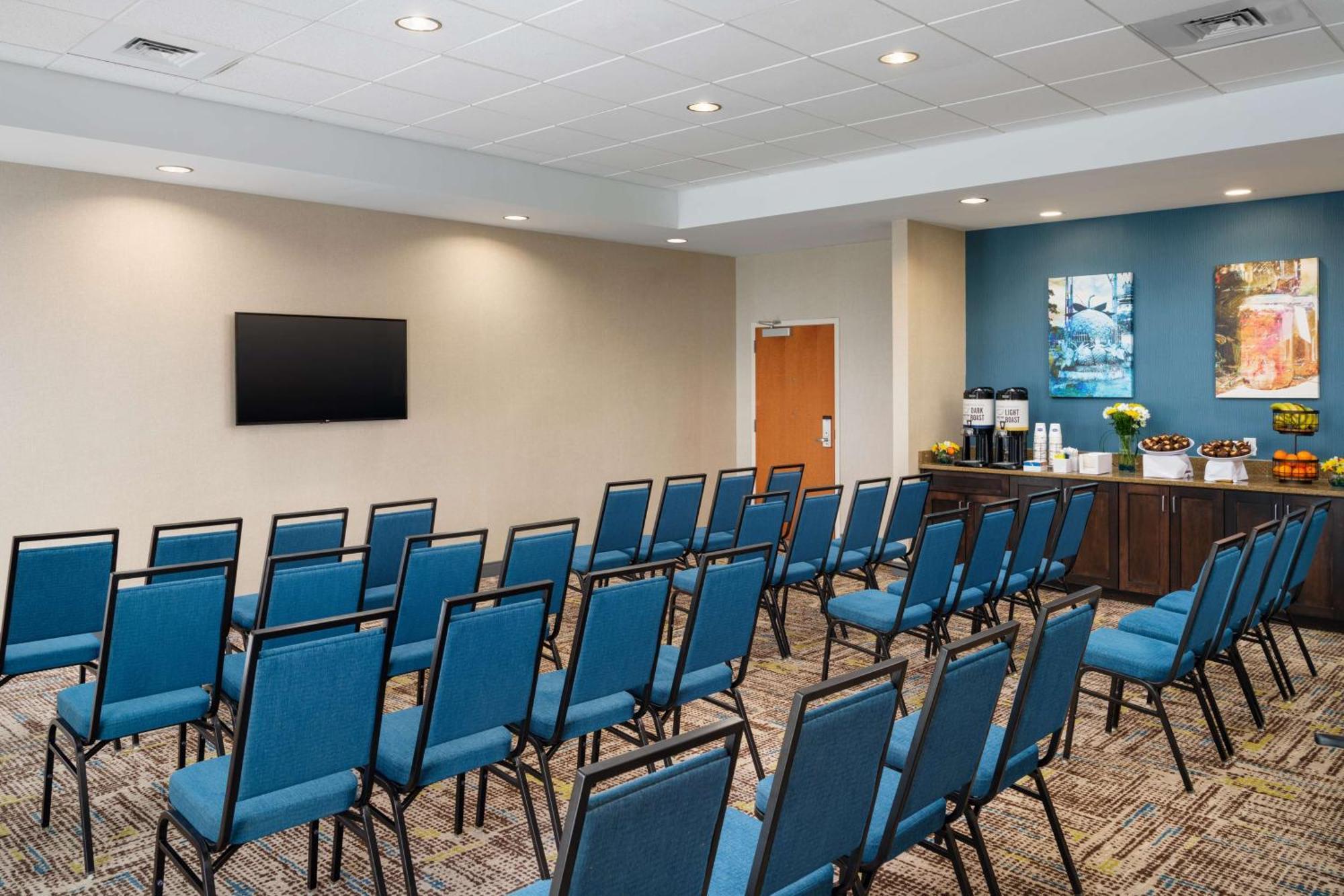 Hampton Inn Plant City Exterior photo