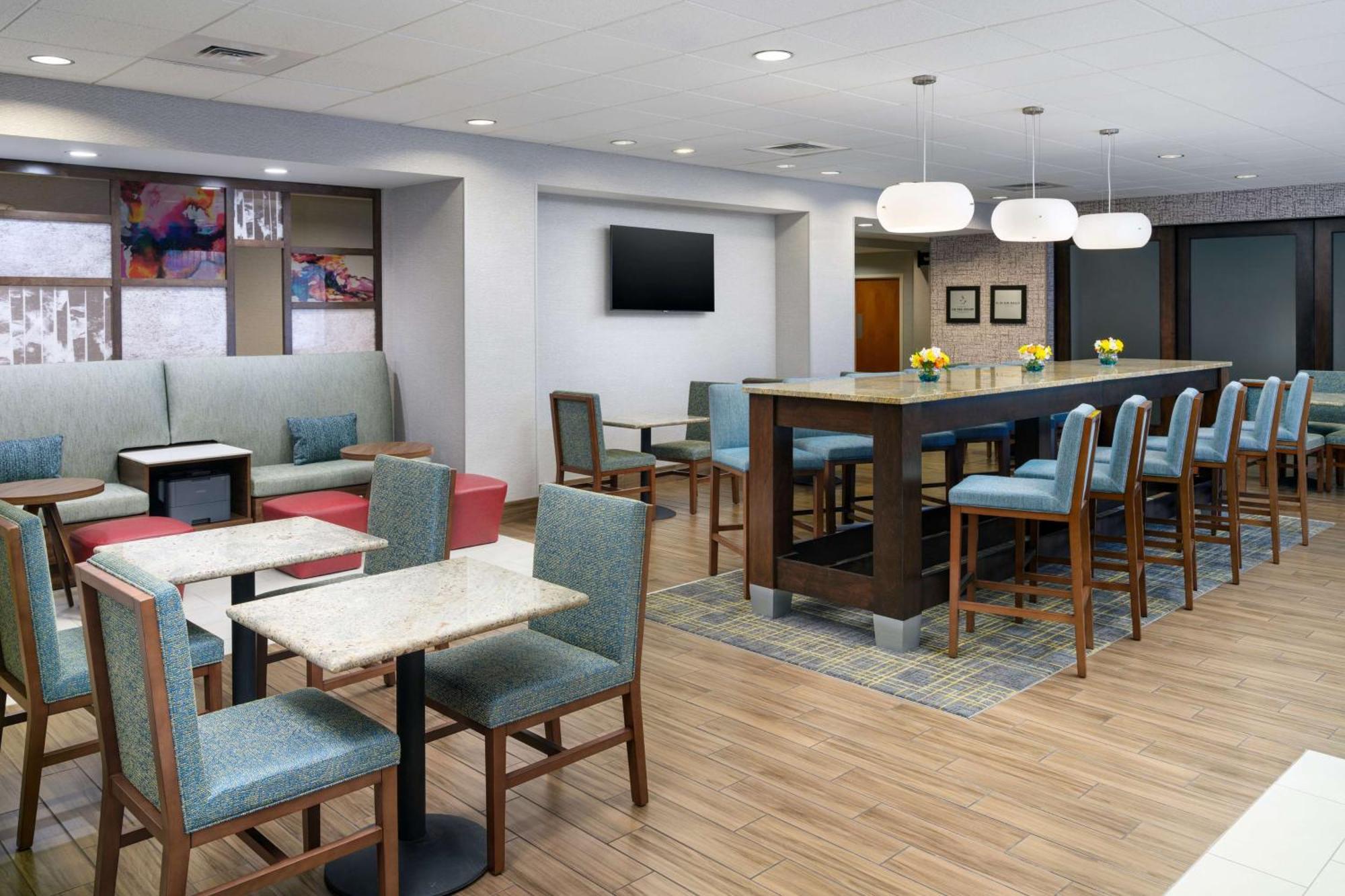 Hampton Inn Plant City Exterior photo