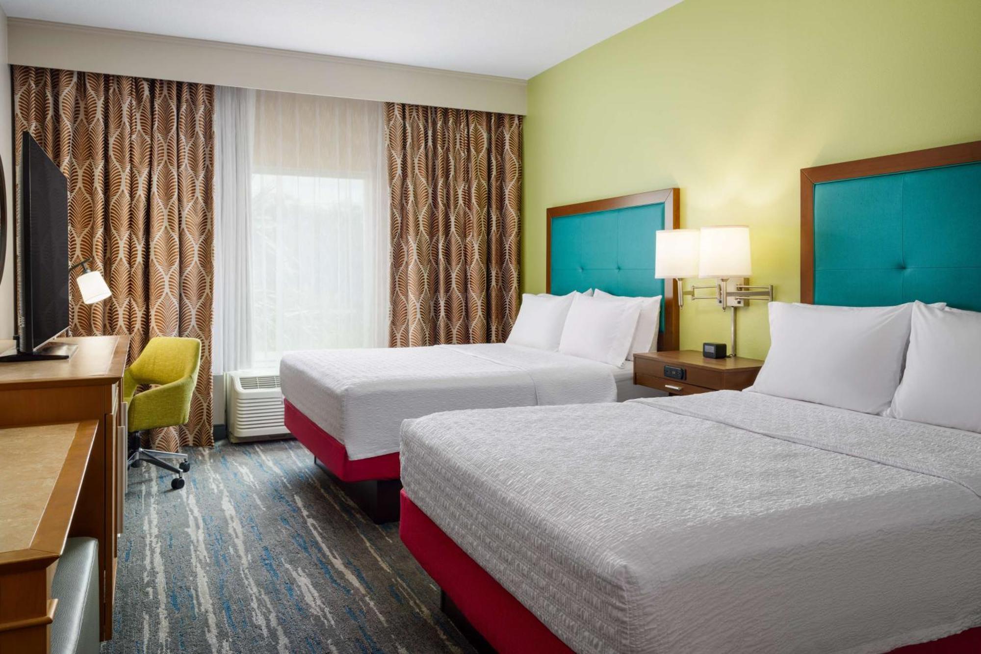 Hampton Inn Plant City Exterior photo