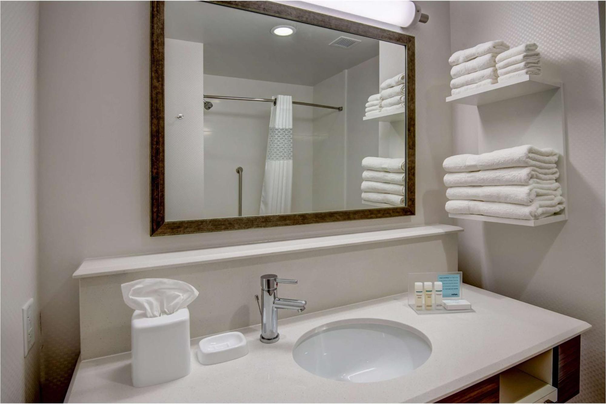 Hampton Inn Plant City Exterior photo